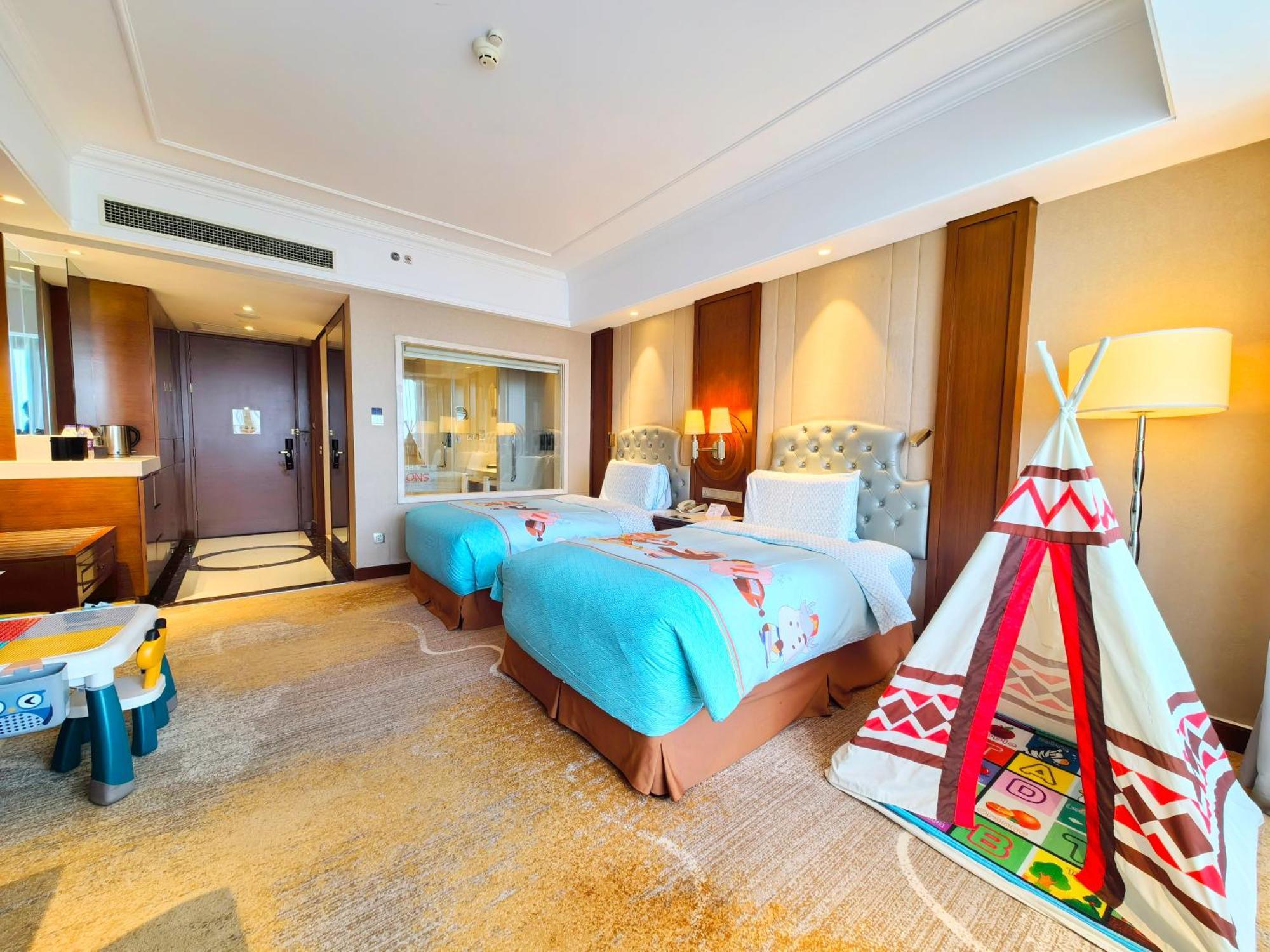מלון Doubletree By Hilton Ningbo - Chunxiao מראה חיצוני תמונה