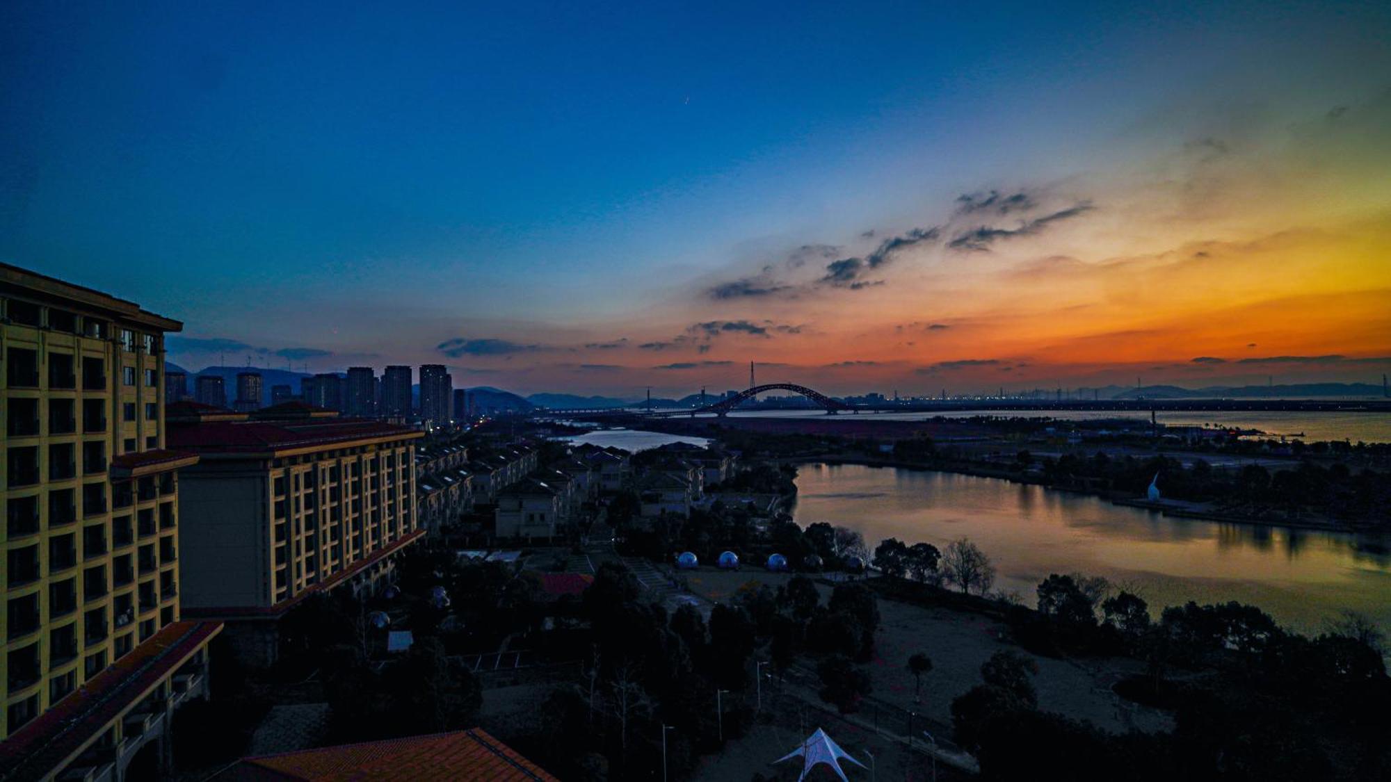 מלון Doubletree By Hilton Ningbo - Chunxiao מראה חיצוני תמונה